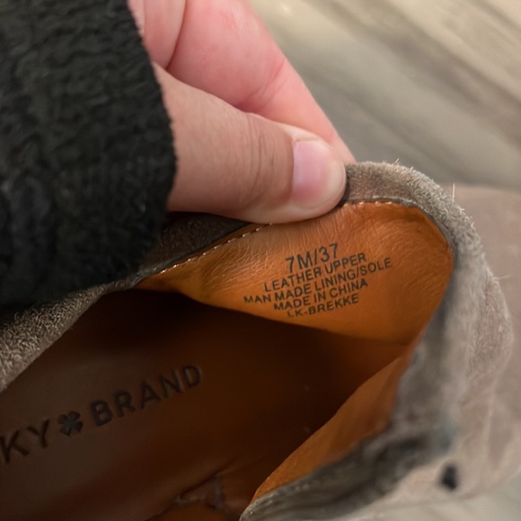 LUCKY BRAND  LEATHER BOOTIES 7 - Picture 15 of 16